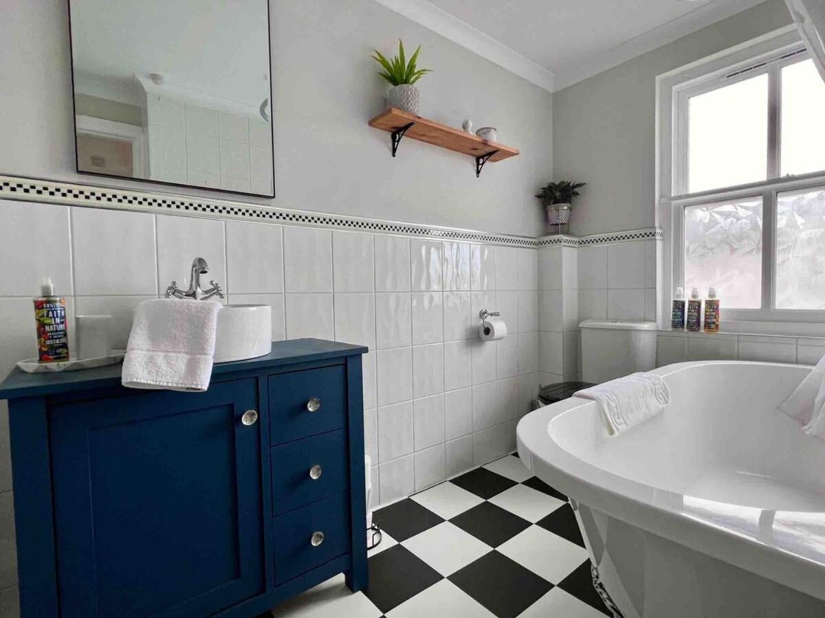 Cosy Georgian Cottage - Parking - Central Frome Bagian luar foto