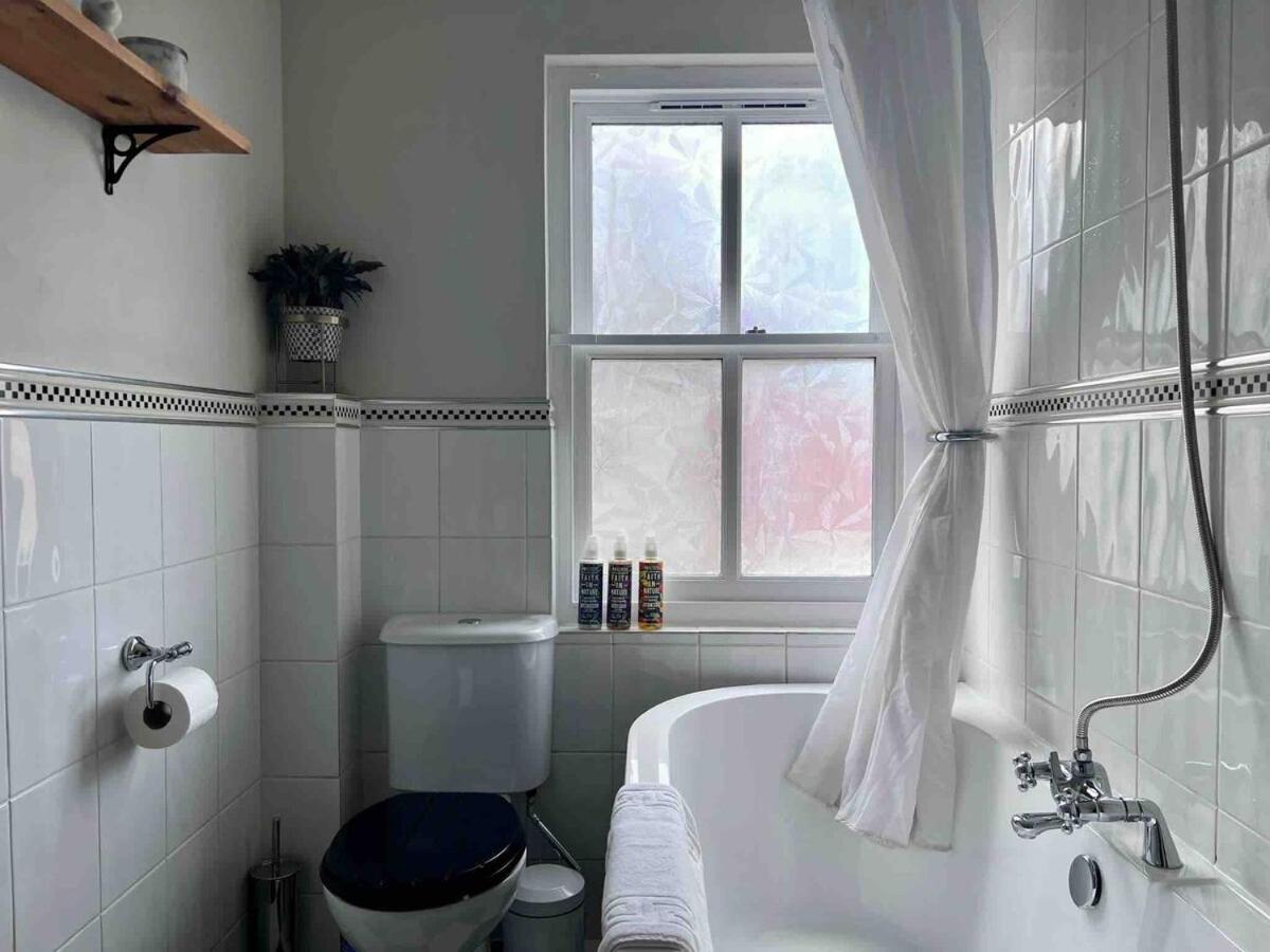Cosy Georgian Cottage - Parking - Central Frome Bagian luar foto