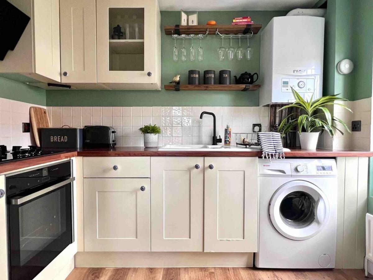 Cosy Georgian Cottage - Parking - Central Frome Bagian luar foto